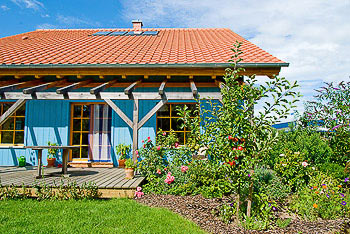 Bild vergrößern und Infos Biohaus, Ökohaus Garten